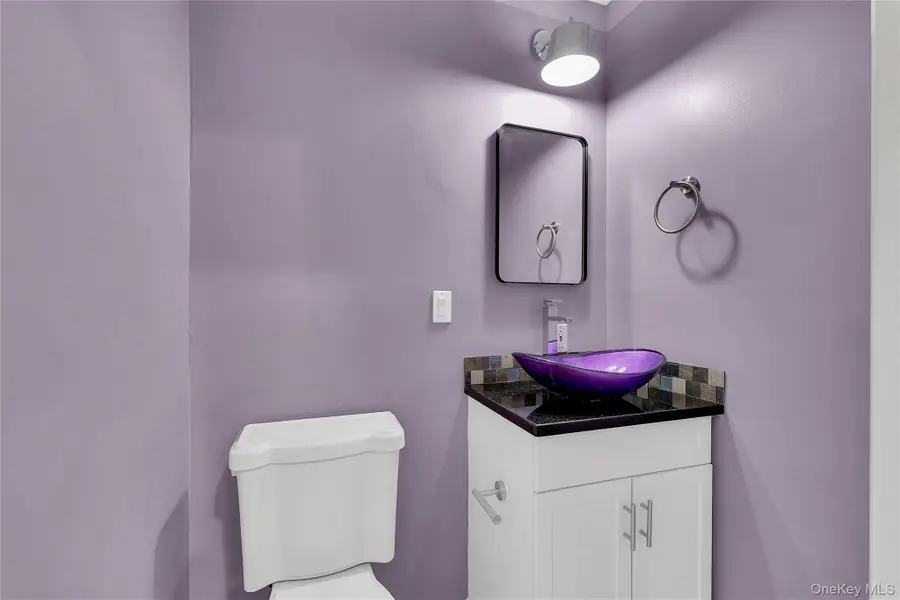 209 Tree Avenue, Central Islip, NY 11722 - Image #3