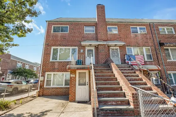 67-72 78th Street, Middle Village, NY 11379