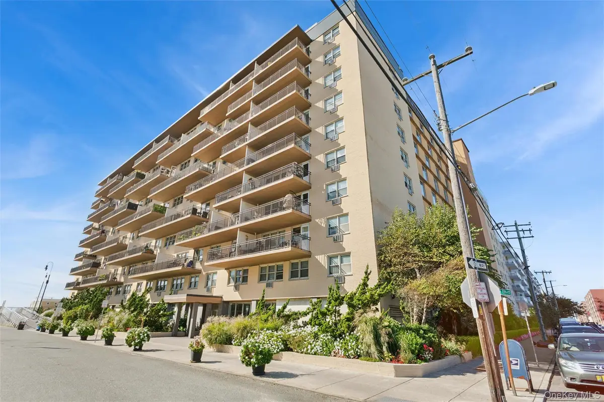 25 Neptune Boulevard #9S, Long Beach, NY 11561 - Image #1