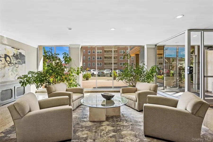 25 Neptune Boulevard #9S, Long Beach, NY 11561 - Image #3