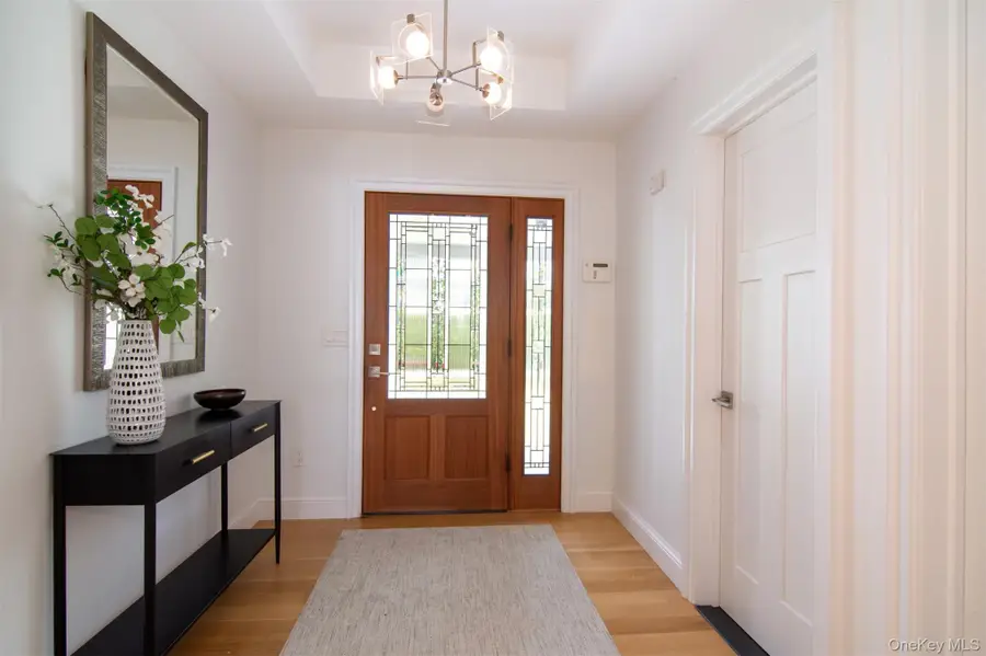 27 Hawthorne Way, Hartsdale, NY 10530 - Image #3