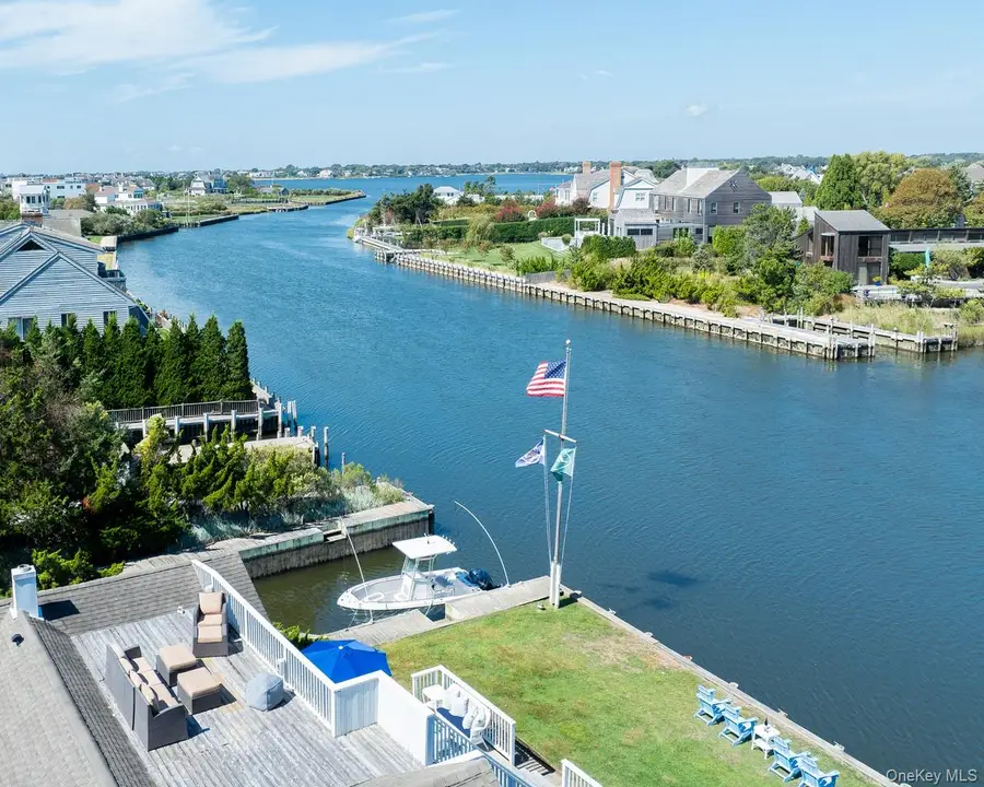 39 Dune Road, Quogue, NY 11959 - Image #3