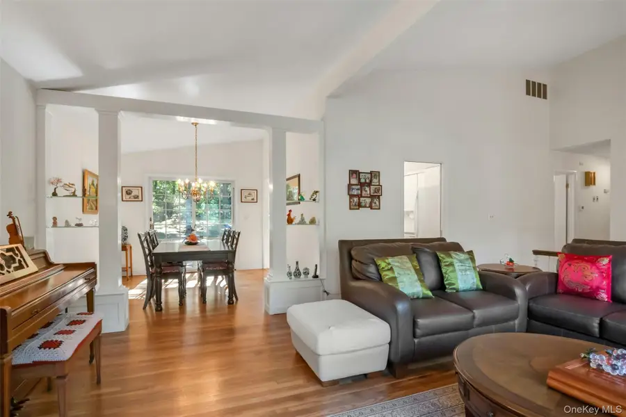 95 Emerson Avenue, New Rochelle, NY 10801 - Image #2