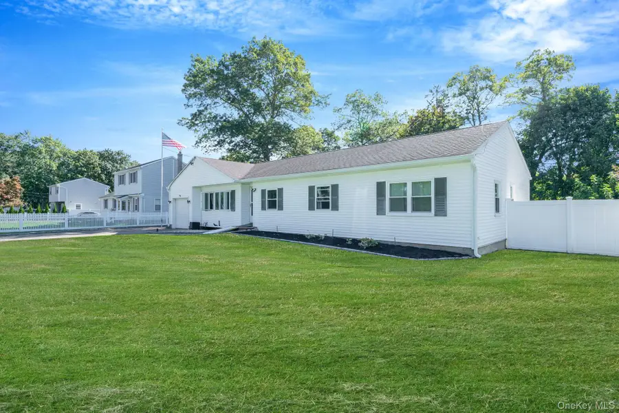 64 Ridgedale Avenue, Farmingville, NY 11738 - Image #3