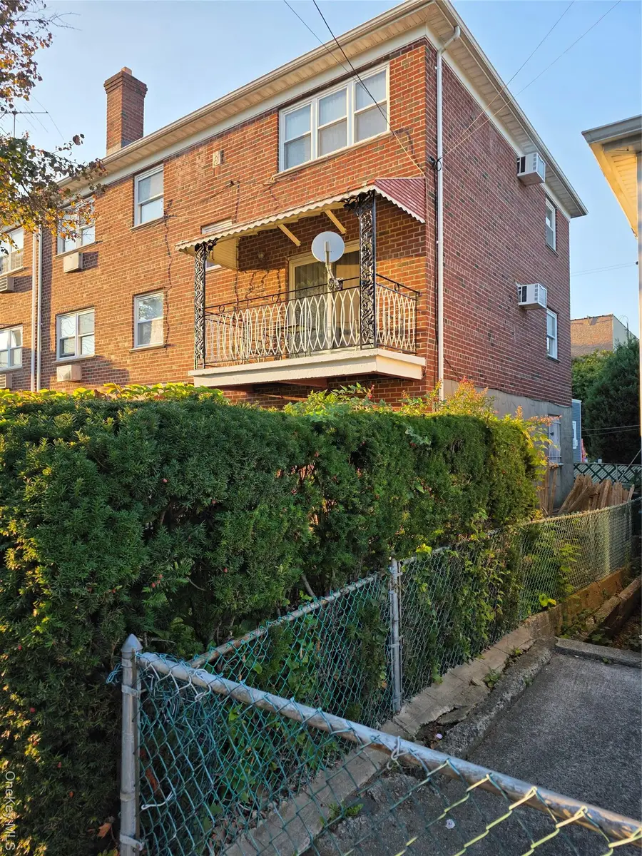 2867 Zulette Avenue, Bronx, NY 10461 - Image #3