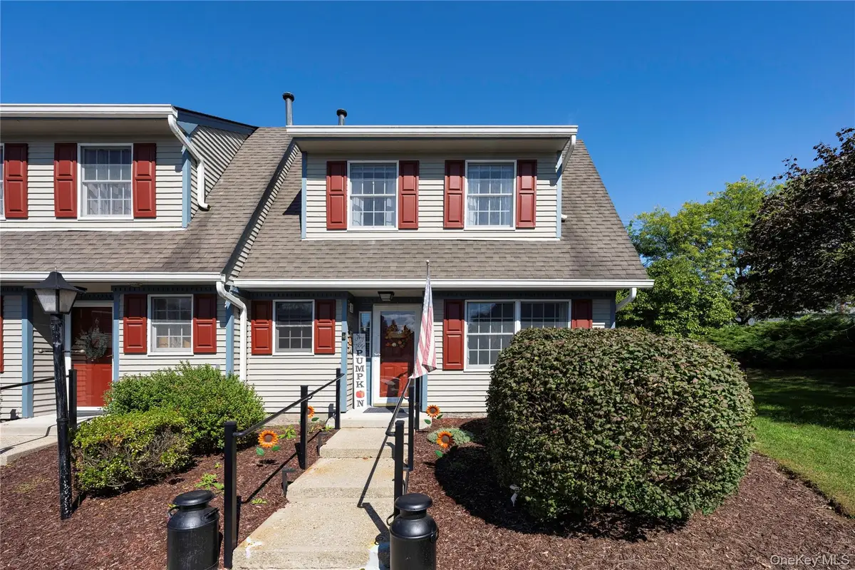 5 Wintergreen Court, Montgomery, NY 12549 - Image #1