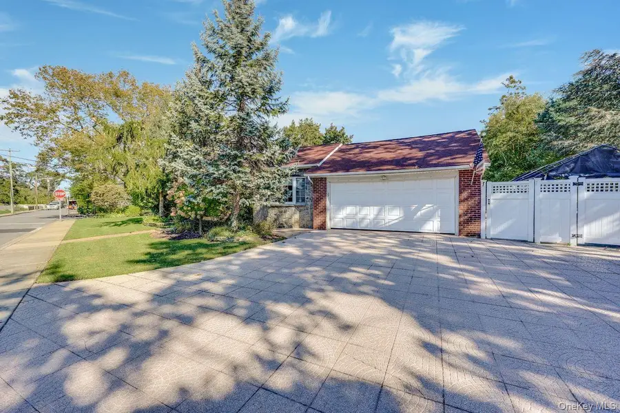 101 Harold Road, Woodmere, NY 11598 - Image #2