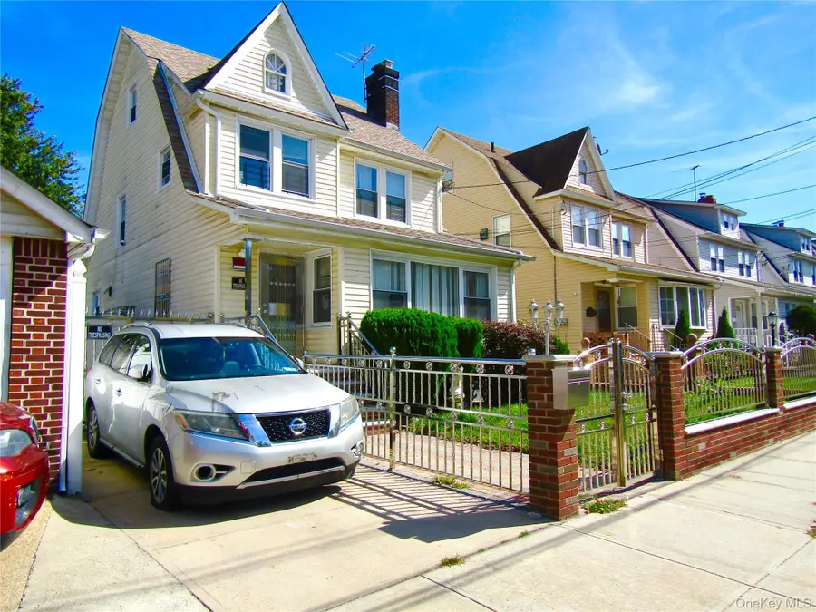 10411 200th Street, Saint Albans, NY 11412 - Image #2