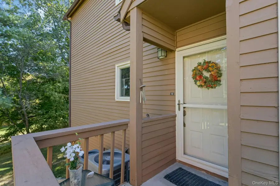 13 Acorn Lane, Yorktown Heights, NY 10598 - Image #2
