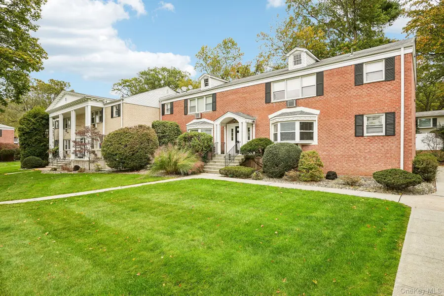 13 Lenox Court #910, Suffern, NY 10901 - Image #2