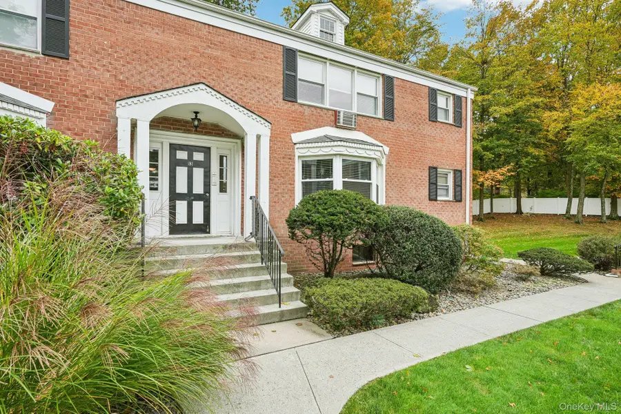 13 Lenox Court #910, Suffern, NY 10901 - Image #3