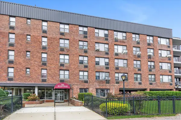 124 Smith Street #3G, Freeport, NY 11520