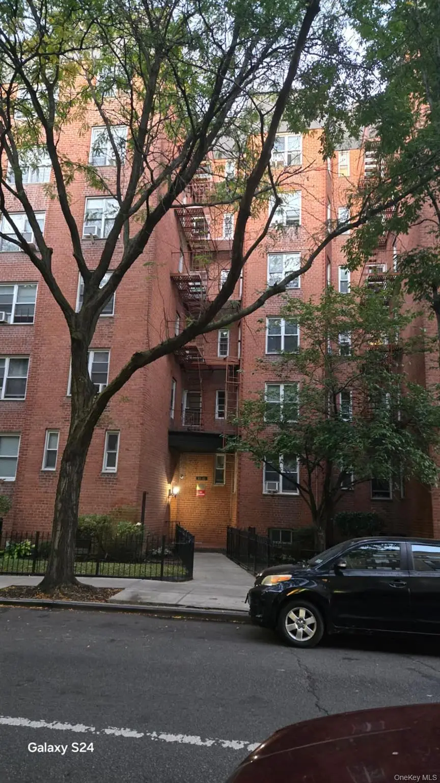 33-16 82 Street #6D, Jackson Heights, NY 11372 - Image #1
