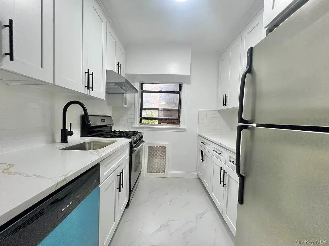 44-21 Macnish Street #2G, Elmhurst, NY 11373 - Image #1