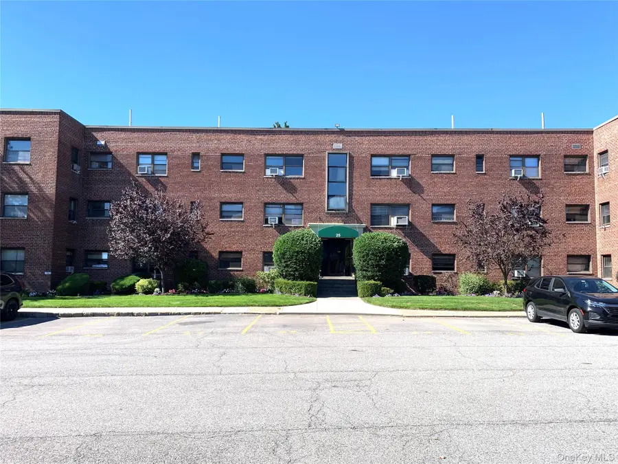 25 Shady Glen Court #1A, New Rochelle, NY 10805 - Image #2