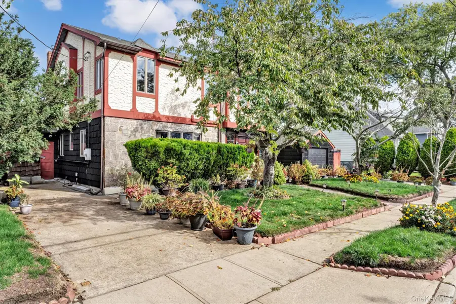 34 W 2nd Street, Freeport, NY 11520 - Image #2