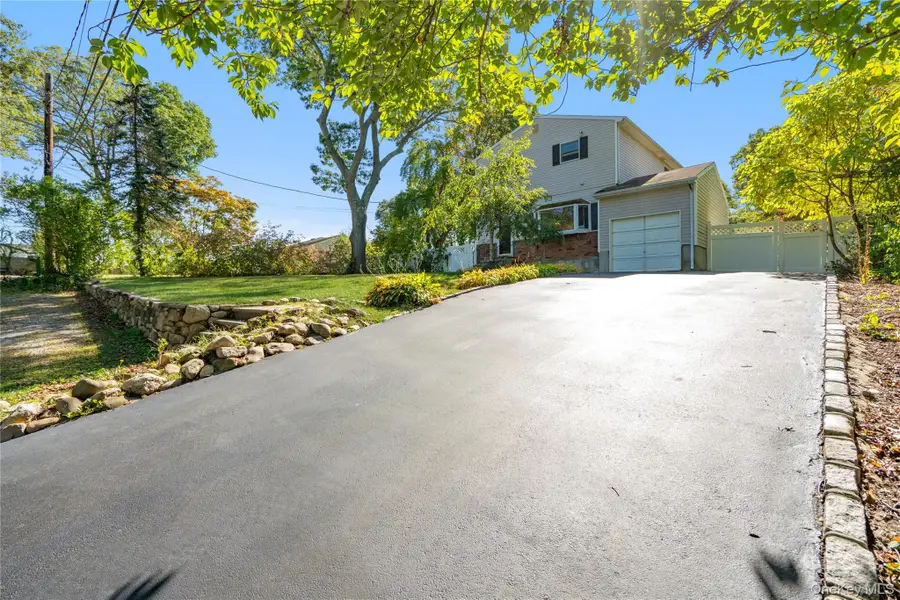 28 Tuscala Street, Selden, NY 11784 - Image #3