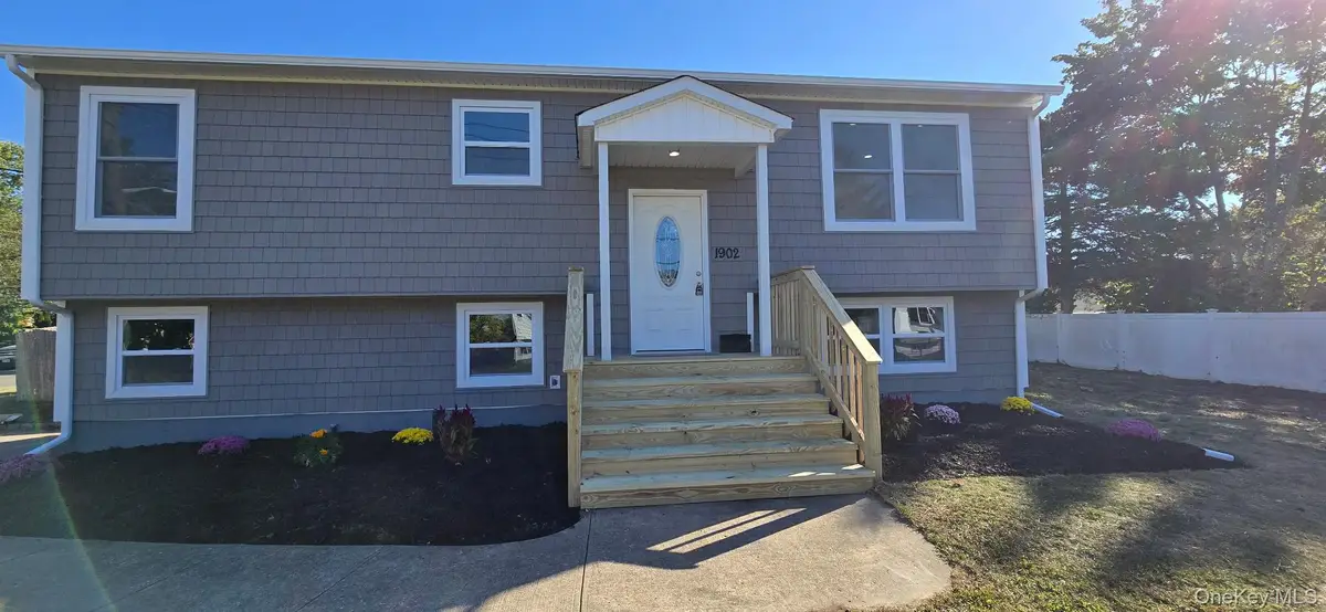 1902 Race Avenue, Medford, NY 11763 - Image #1