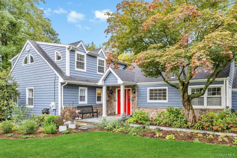 12 Teapot Lane, Smithtown, NY 11787 - Image #2