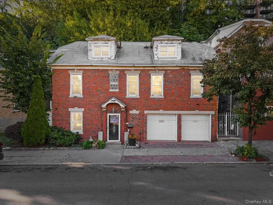 3607 Irwin Avenue, Bronx, NY 10463 - Image #2