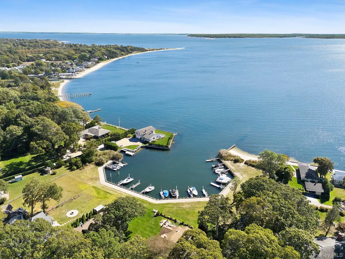 16 Primrose Lane, Aquebogue, NY 11931 - #1