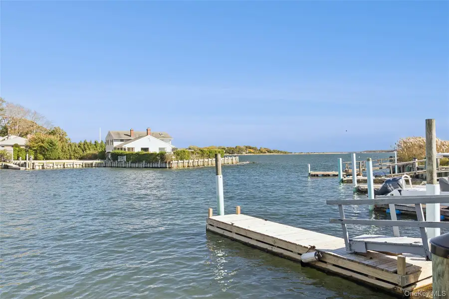 16 Primrose Lane, Aquebogue, NY 11931 - #2