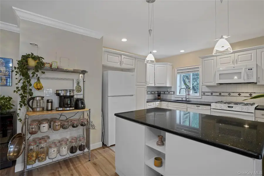 2333 Palmer Avenue #2G, New Rochelle, NY 10801 - Image #3