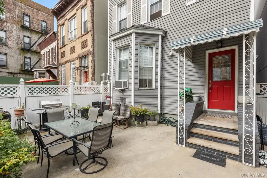 15 Bleecker Street, Brooklyn, NY 11221 - Image #2