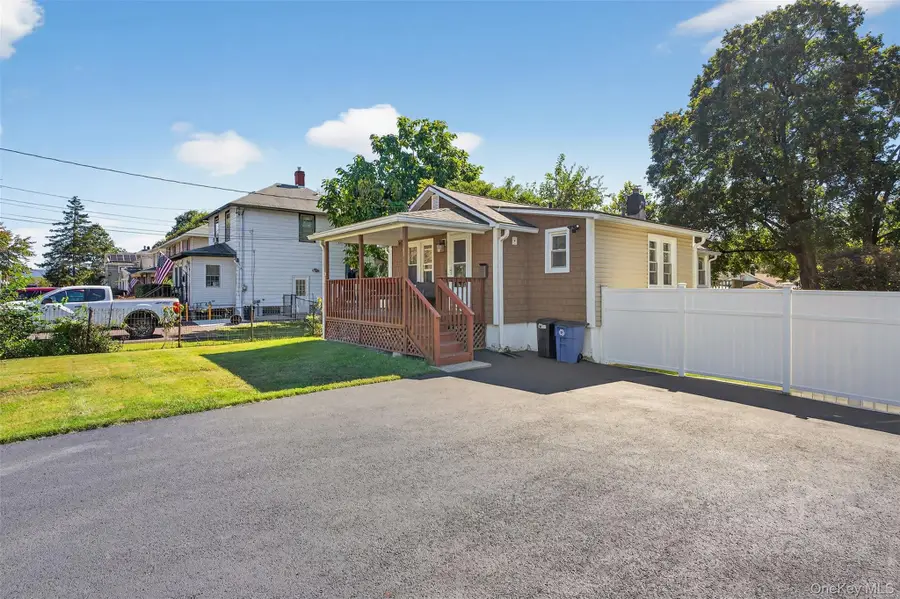 83 Poplar Street, Newburgh, NY 12550 - Image #2