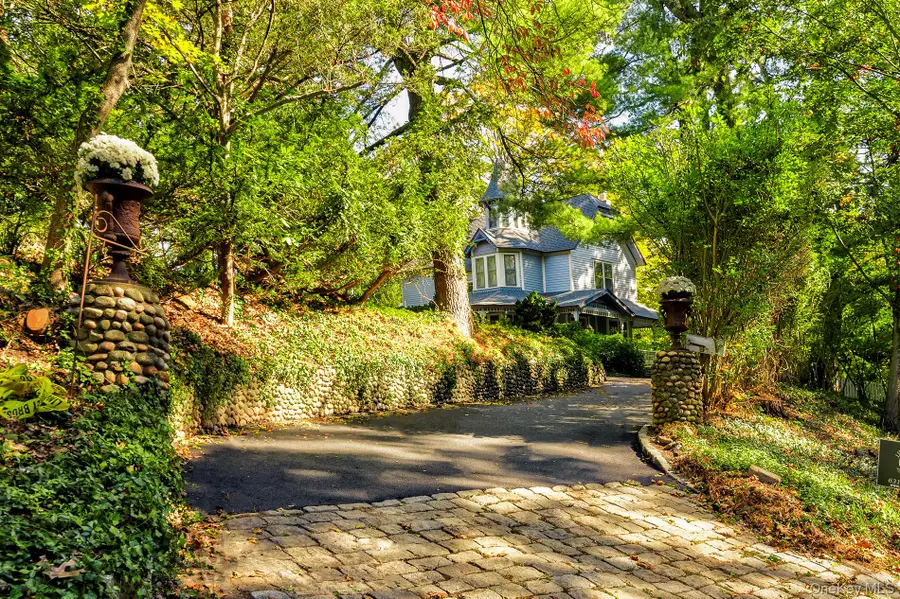 150 Ocean Avenue, Northport, NY 11768 - Image #2