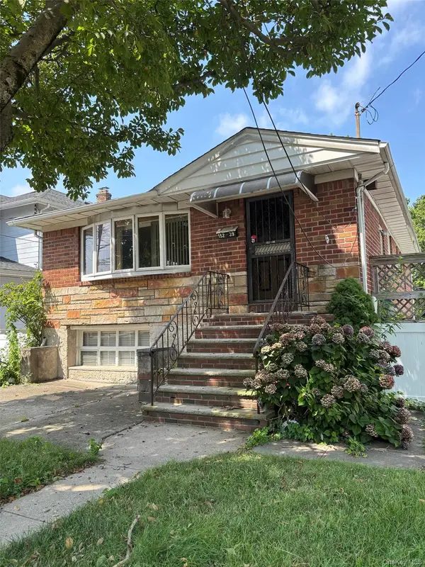 152-39 12th Road, Beechhurst, NY 11357