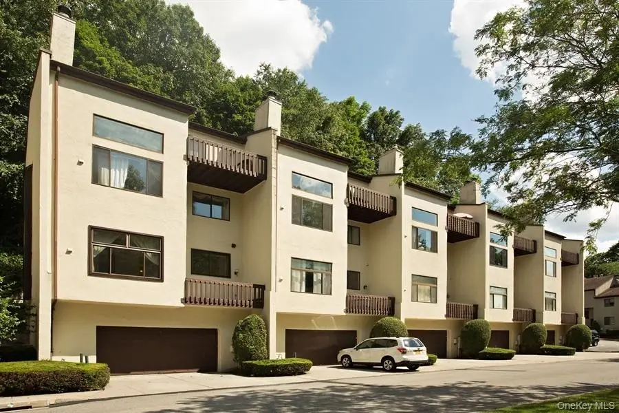 356 North Greeley Avenue, Chappaqua, NY 10514 - Image #1