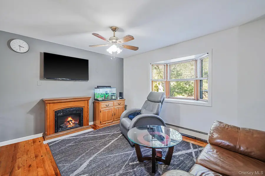 2812 Sipp Avenue, Medford, NY 11763 - Image #2