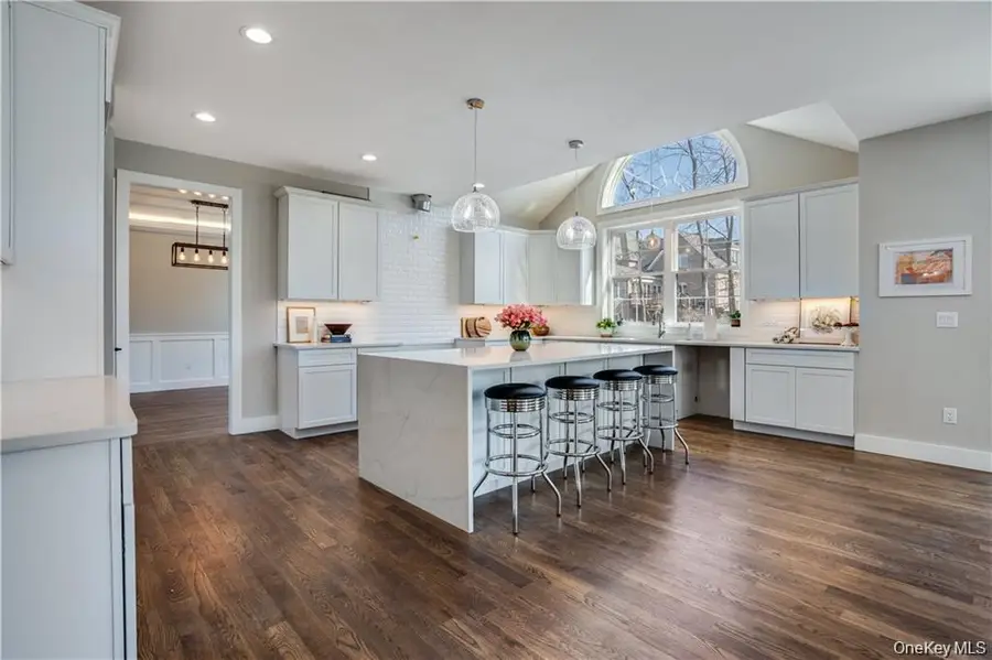 16 Kingwood Lane, Poughkeepsie, NY 12601 - Image #2