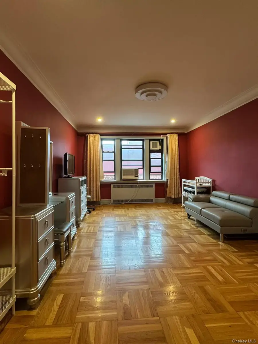 144-80 Sandford Avenue #6F, Flushing, NY 11355 - Image #3