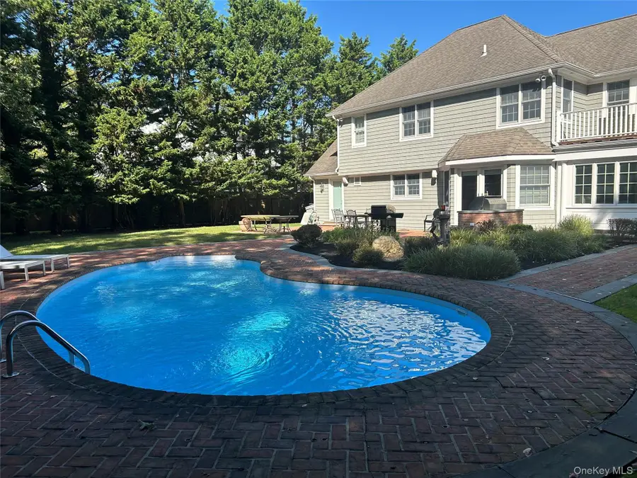 18 Landing Lane, East Quogue, NY 11942 - #3