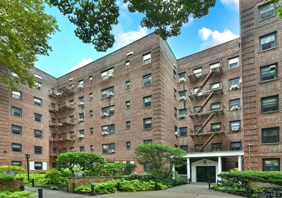 83-83 118th Street #4A, Kew Gardens, NY 11415 - Image #2