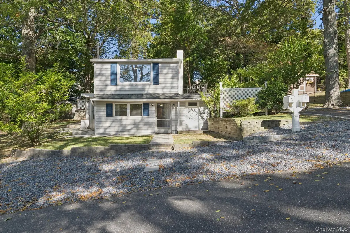 7 Yucca Road, Rocky Point, NY 11778 - #1