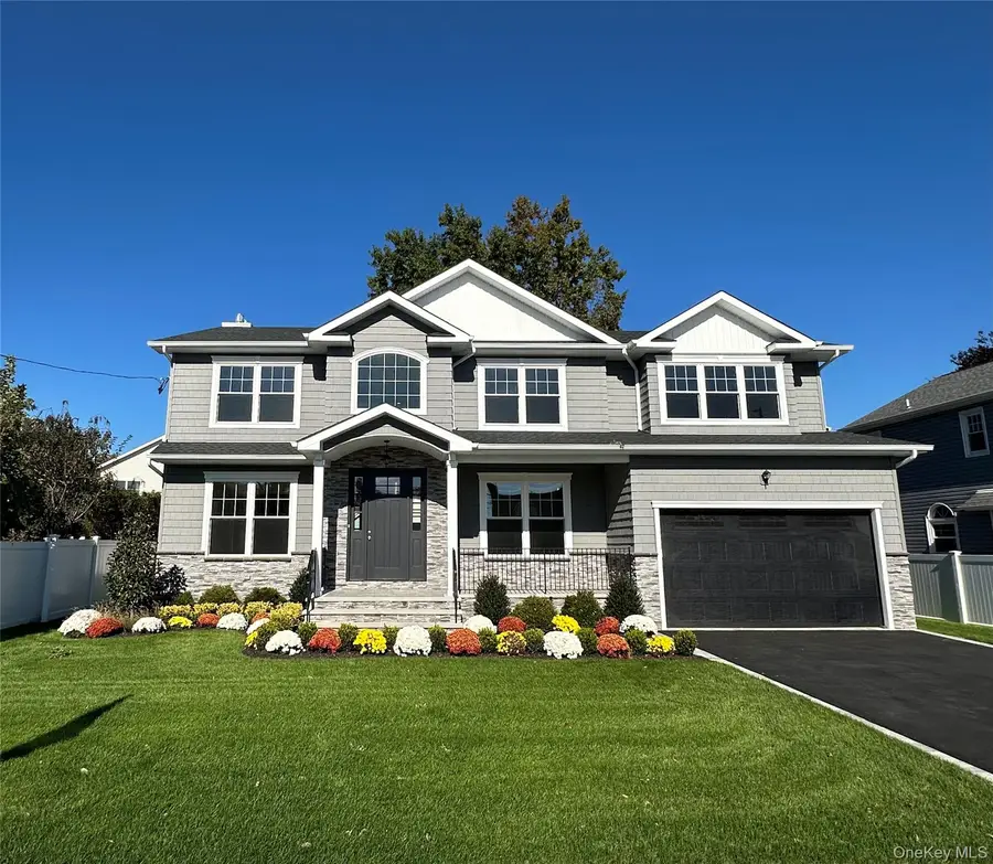 526 Park Avenue, Merrick, NY 11566 - Image #3