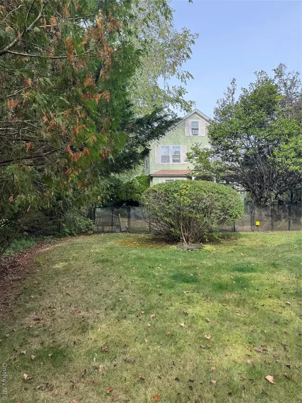 251 North Main, Southampton, NY 11968