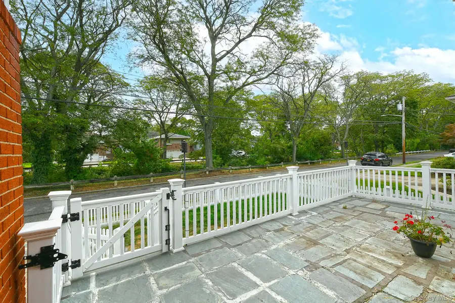 147 Brookside Drive, Valley Stream, NY 11581 - Image #3