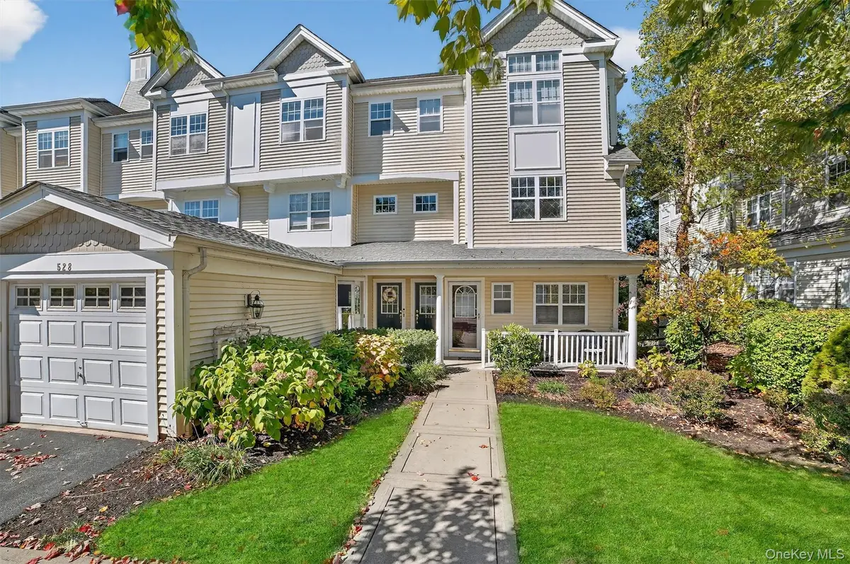 527 Viewpoint Terrace, Peekskill, NY 10566 - Image #1