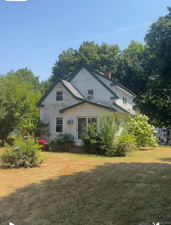 830 Jericho Turnpike, Westbury, NY 11590