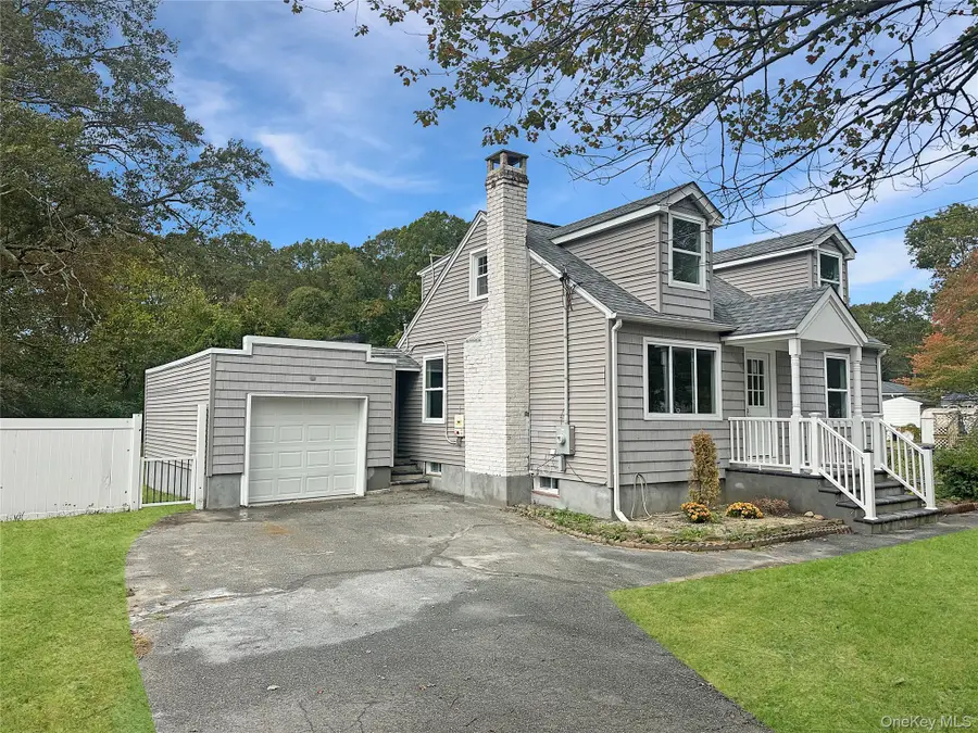 86 Wilson Avenue, Medford, NY 11763 - Image #2