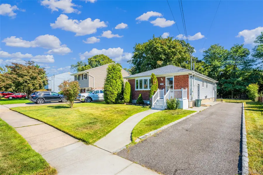 1253 Raymond Road, North Bellmore, NY 11710 - Image #3