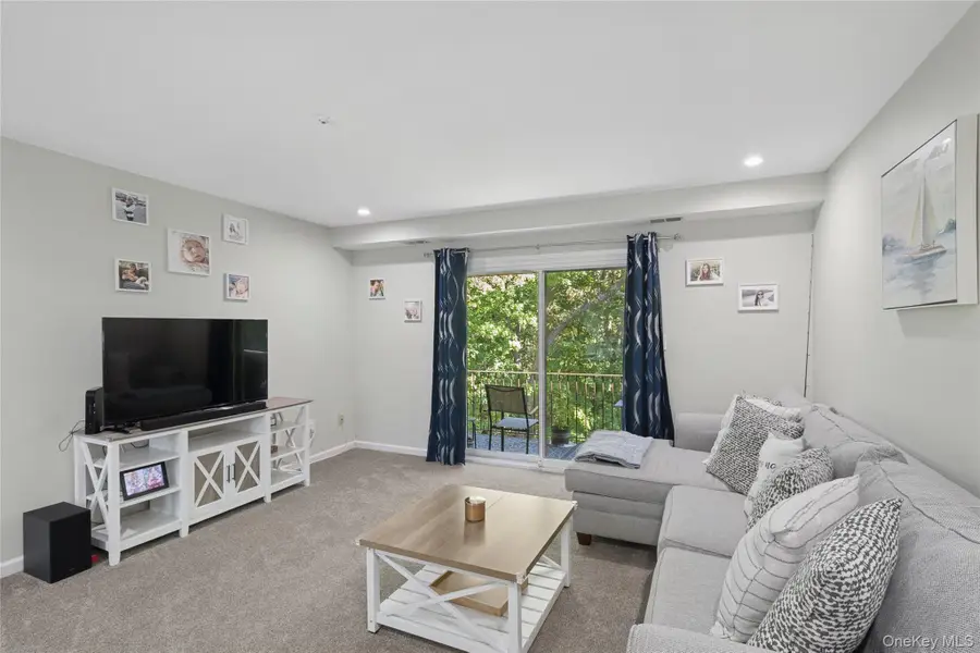 2 Dogwood Ct #2, Selden, NY 11784 - Image #2