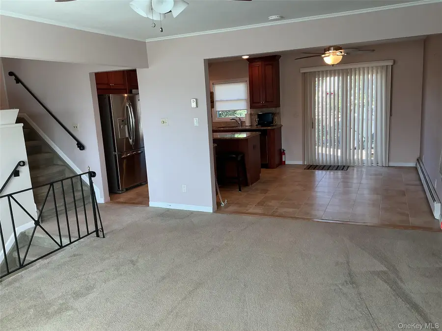 537 Church Street, Westbury, NY 11590 - Image #3