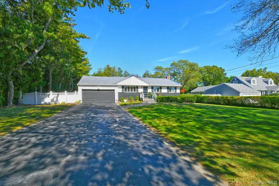 221 Burr Road, East Northport, NY 11731 - Image #3