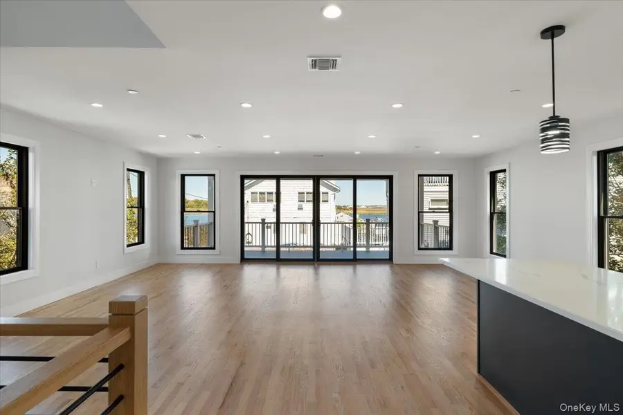 7 Sherborne Place, Island Park, NY 11558 - Image #3