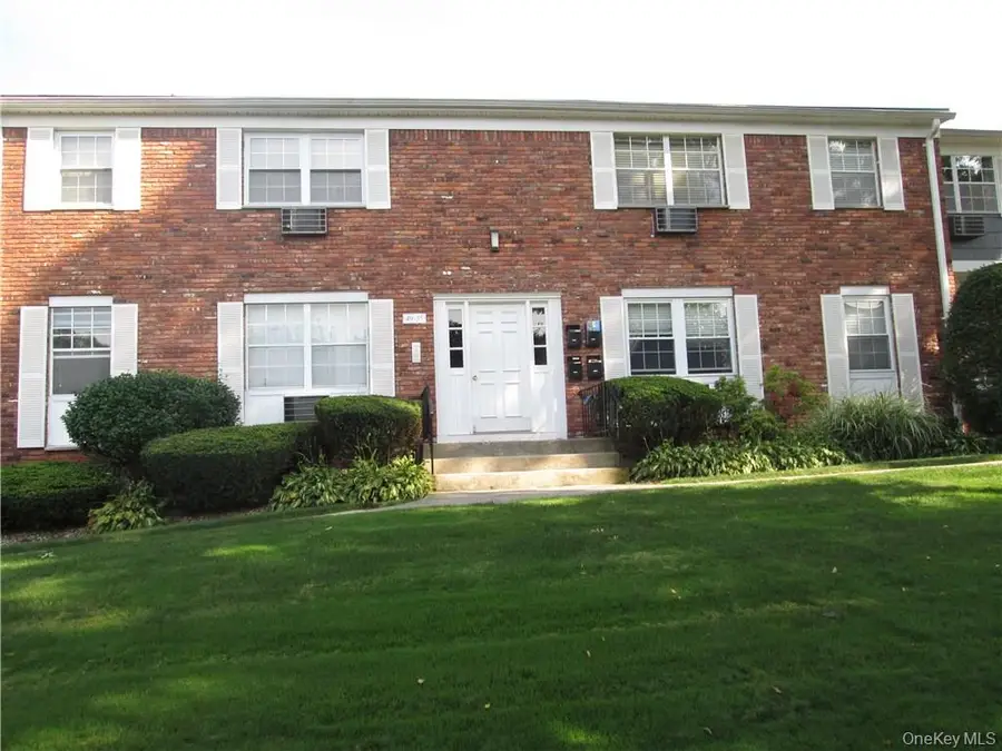 53 Doxbury Lane, Suffern, NY 10901 - Image #2